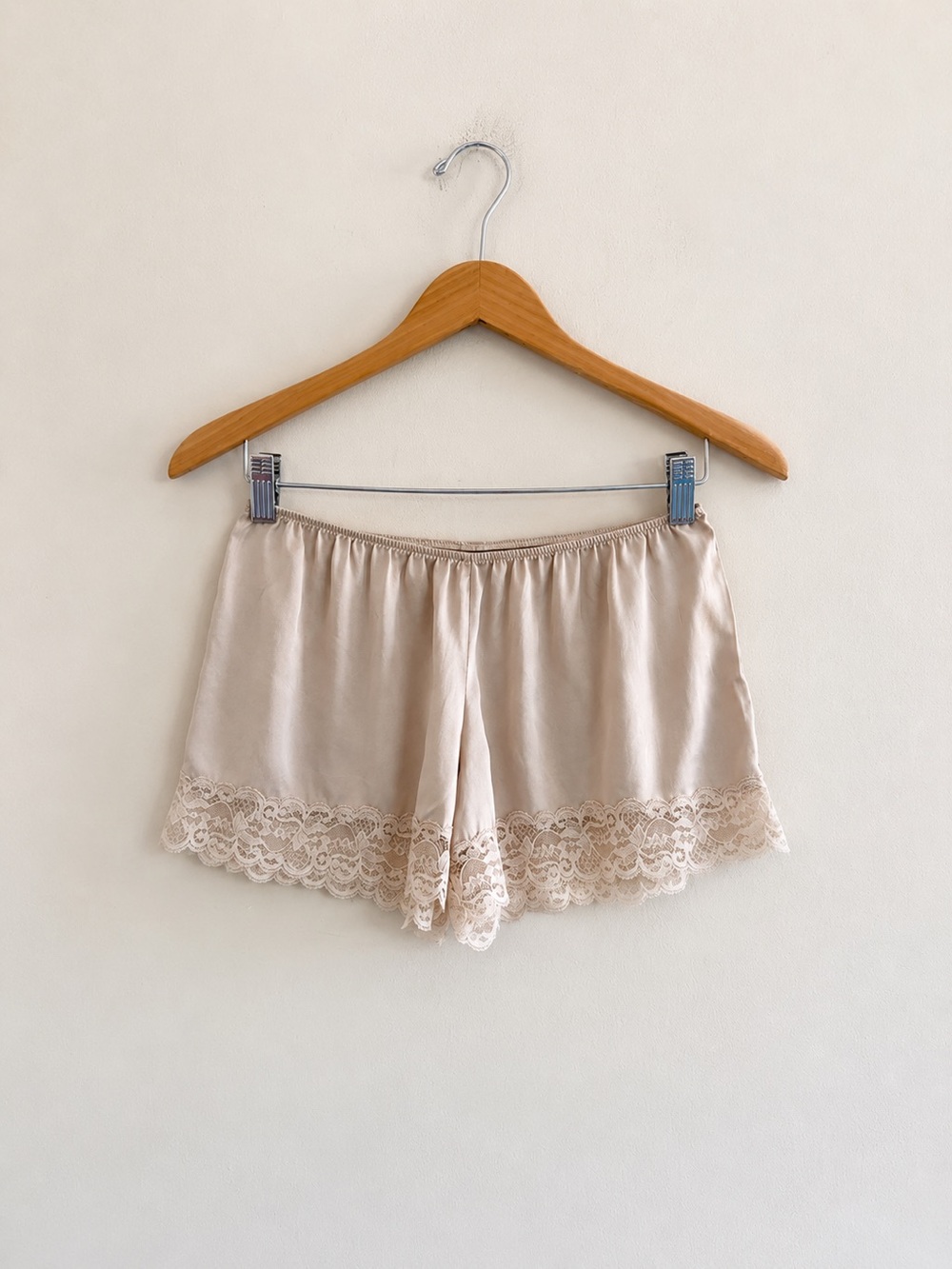 Intimissimi 100% Silk Lace Trim Sleep Shorts Champagne Size S